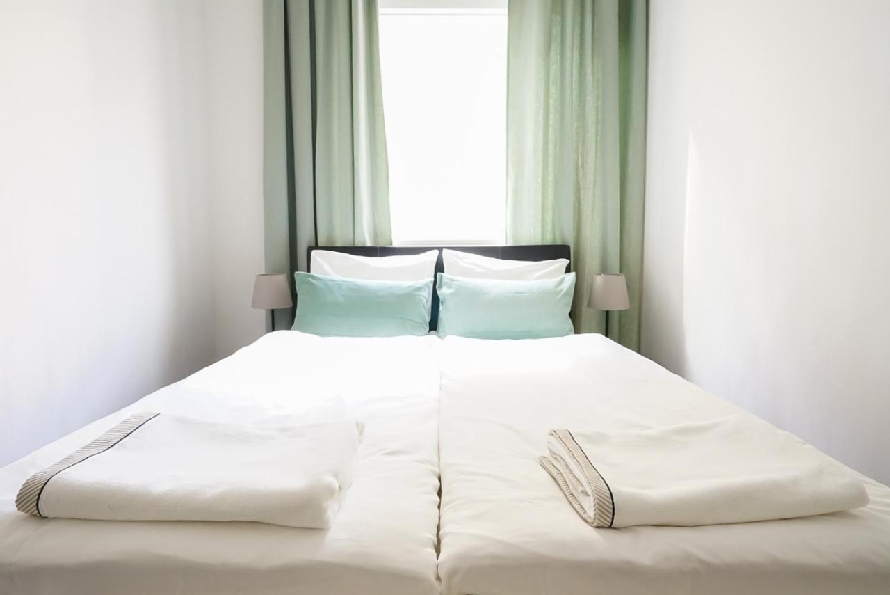 Wonderful Big Apartment Near Yppen Market Vienne Extérieur photo